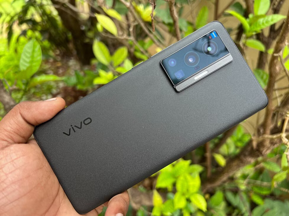 Vivo V70 Price in Pakistan & Specifications 2025
